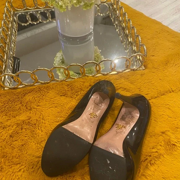 Prada semi round toe heels size 36 used condition - Picture 13 of 16